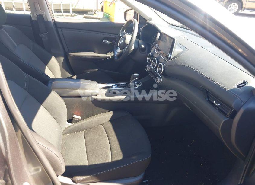 Photo 5 of 2022 Nissan Sentra SV XTRONIC CVT (VIN 3N1AB8CV8NY252809)