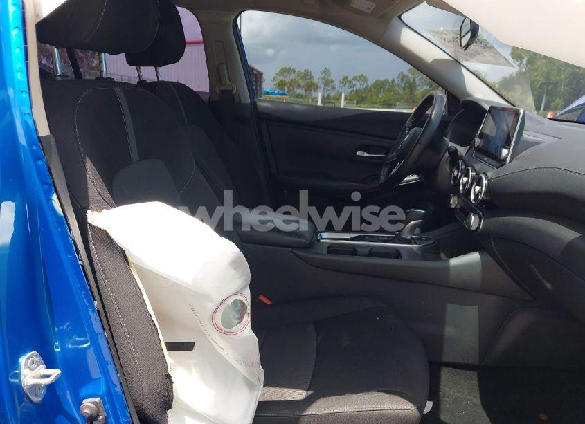 Photo 5 of 2022 Nissan Sentra SV XTRONIC CVT (VIN 3N1AB8CV8NY288659)