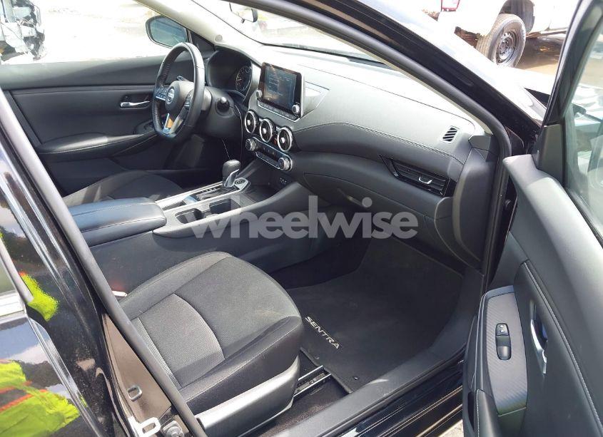 Photo 5 of 2023 Nissan Sentra SV XTRONIC CVT (VIN 3N1AB8CV8PY240761)