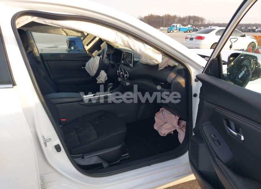 Photo 5 of 2023 Nissan Sentra SV XTRONIC CVT (VIN 3N1AB8CV8PY308556)