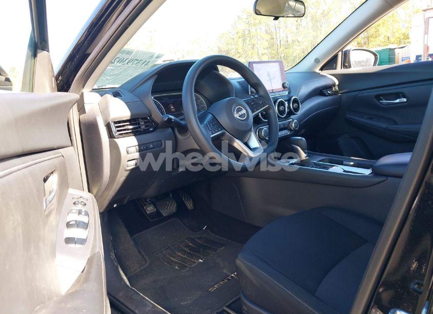 Photo 5 of 2024 Nissan Sentra SV XTRONIC CVT (VIN 3N1AB8CV8RY208332)