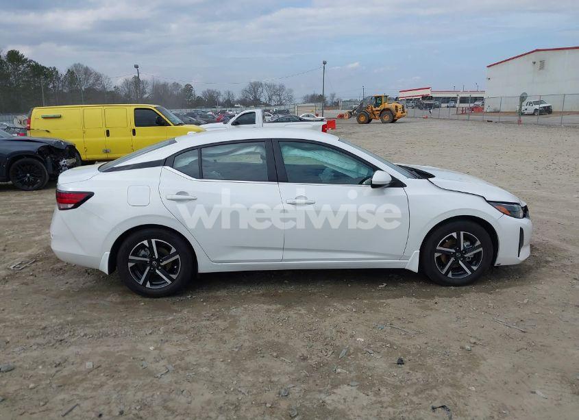 Photo 13 of 2024 Nissan Sentra SV XTRONIC CVT (VIN 3N1AB8CV8RY230704)