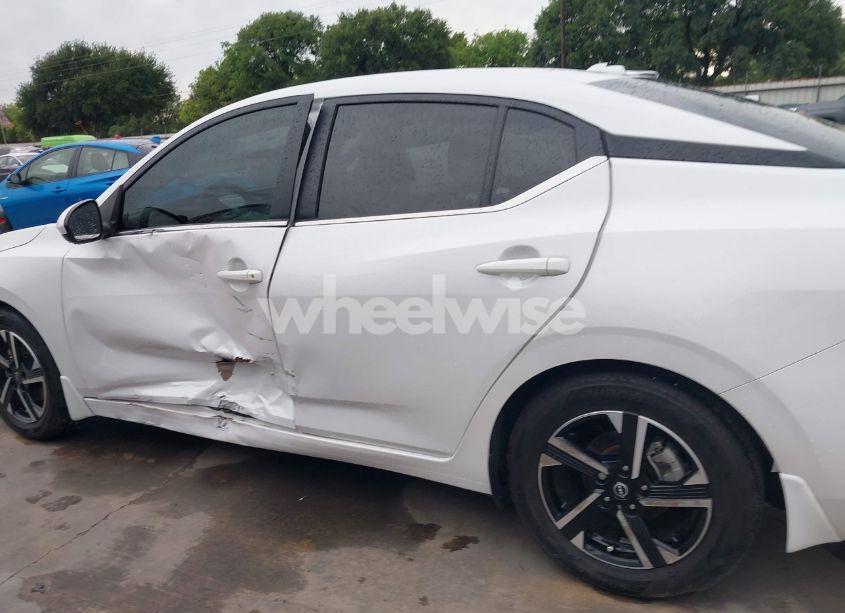 Photo 18 of 2024 Nissan Sentra SV XTRONIC CVT (VIN 3N1AB8CV8RY250418)