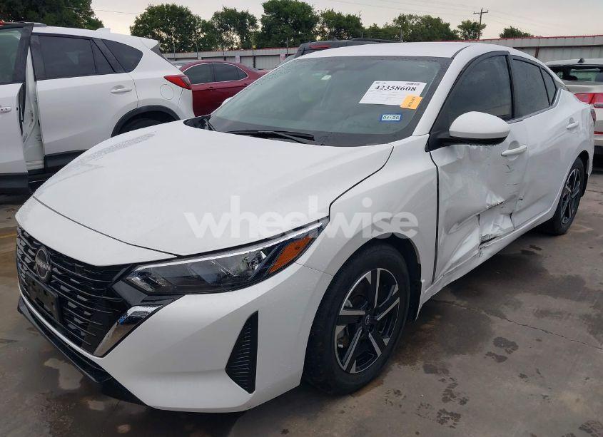 Photo 2 of 2024 Nissan Sentra SV XTRONIC CVT (VIN 3N1AB8CV8RY250418)