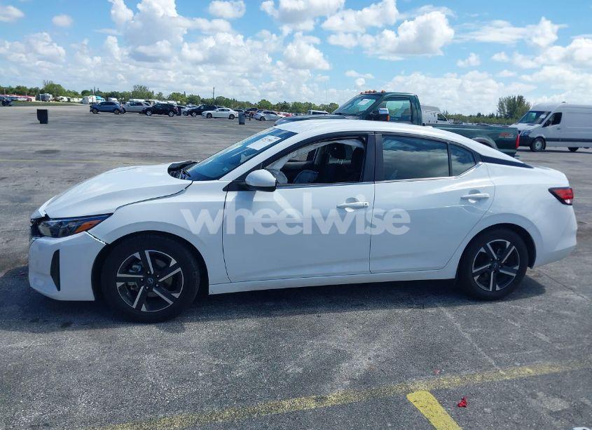 Photo 14 of 2024 Nissan Sentra SV XTRONIC CVT (VIN 3N1AB8CV8RY251276)