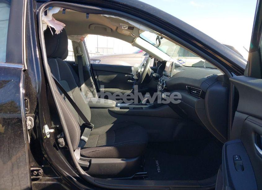 Photo 5 of 2024 Nissan Sentra SV XTRONIC CVT (VIN 3N1AB8CV8RY265744)