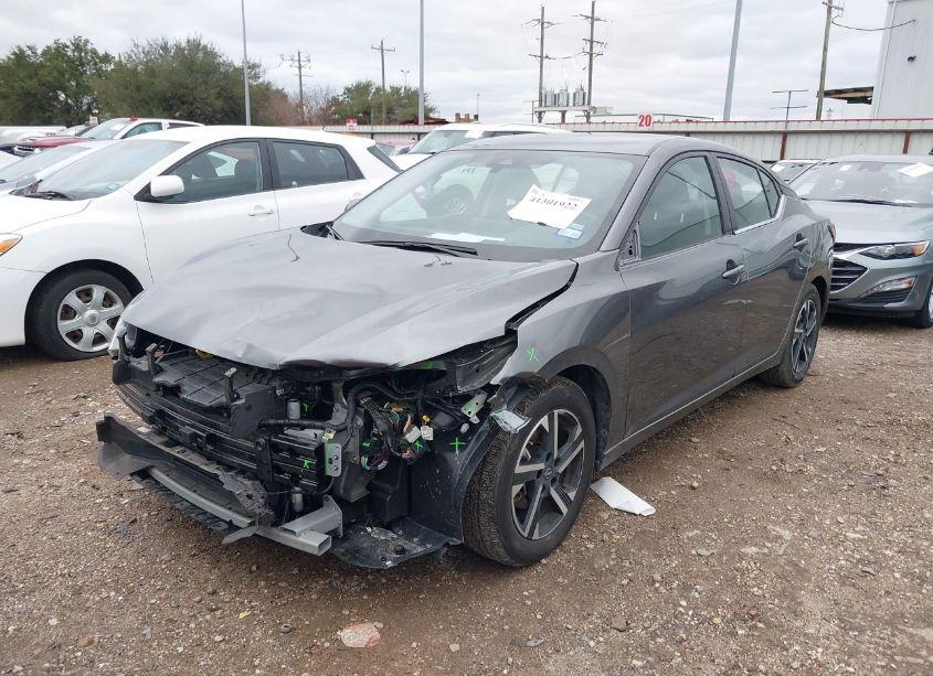 Photo 2 of 2024 Nissan Sentra SV XTRONIC CVT (VIN 3N1AB8CV8RY307376)
