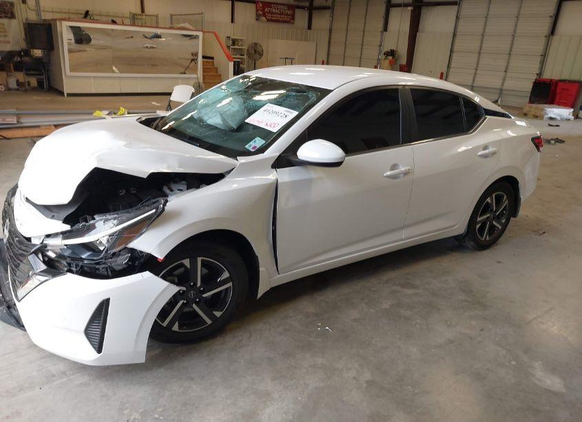 Photo 2 of 2024 Nissan Sentra SV XTRONIC CVT (VIN 3N1AB8CV8RY362393)