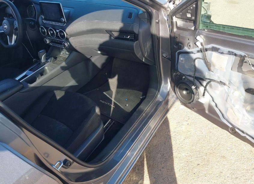 Photo 5 of 2024 Nissan Sentra SV XTRONIC CVT (VIN 3N1AB8CV8RY366024)