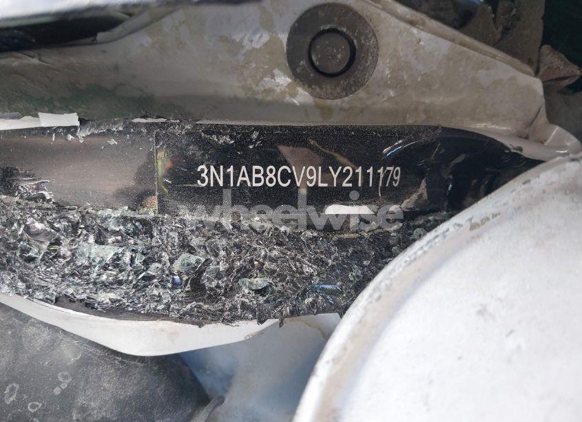 Photo 9 of 2020 Nissan Sentra SV XTRONIC CVT (VIN 3N1AB8CV9LY211179)