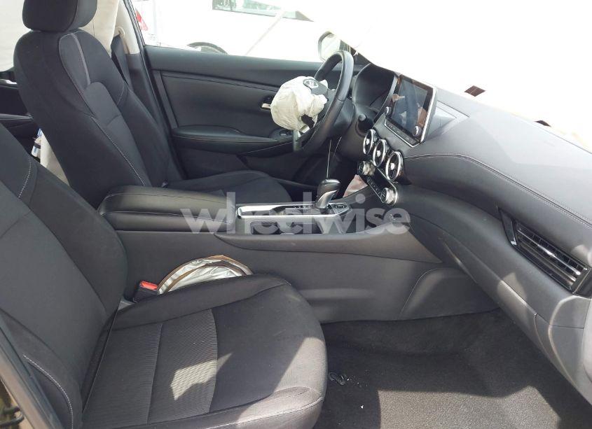 Photo 5 of 2020 Nissan Sentra SV XTRONIC CVT (VIN 3N1AB8CV9LY251312)