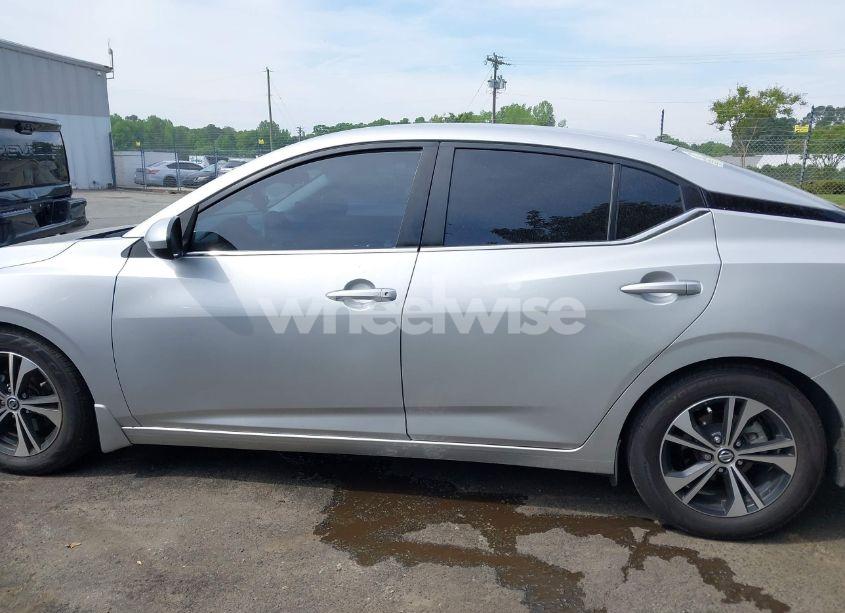 Photo 14 of 2021 Nissan Sentra SV XTRONIC CVT (VIN 3N1AB8CV9MY217663)