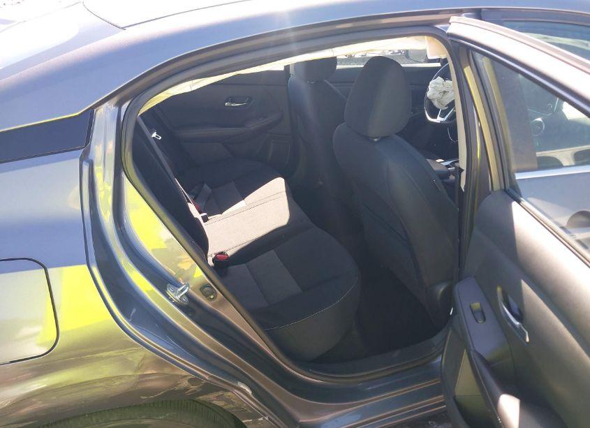 Photo 8 of 2021 Nissan Sentra SV XTRONIC CVT (VIN 3N1AB8CV9MY253286)