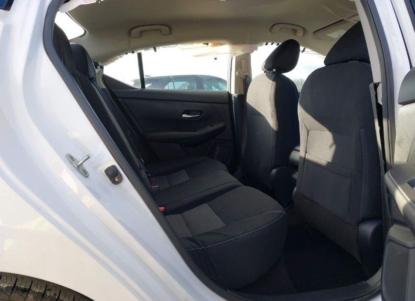 Photo 8 of 2021 Nissan Sentra SV XTRONIC CVT (VIN 3N1AB8CV9MY269469)