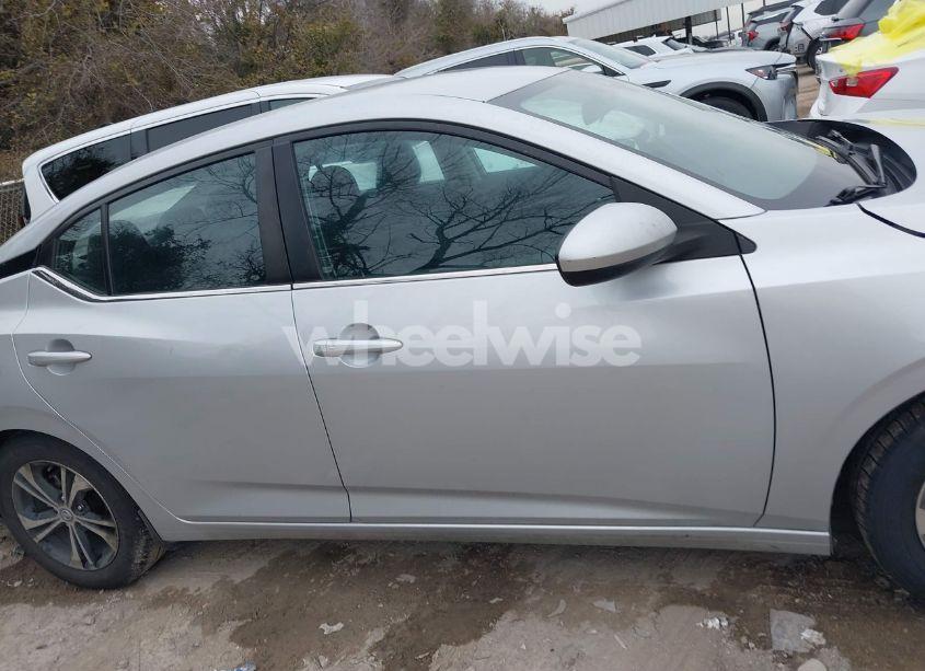 Photo 13 of 2021 Nissan Sentra SV XTRONIC CVT (VIN 3N1AB8CV9MY304706)