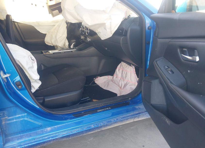 Photo 5 of 2021 Nissan Sentra SV XTRONIC CVT (VIN 3N1AB8CV9MY313373)