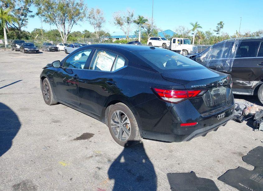 Photo 3 of 2022 Nissan Sentra SV XTRONIC CVT (VIN 3N1AB8CV9NY206261)