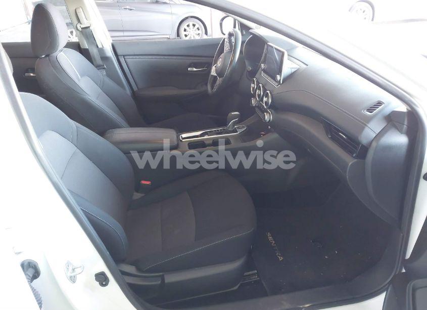 Photo 5 of 2022 Nissan Sentra SV XTRONIC CVT (VIN 3N1AB8CV9NY222489)