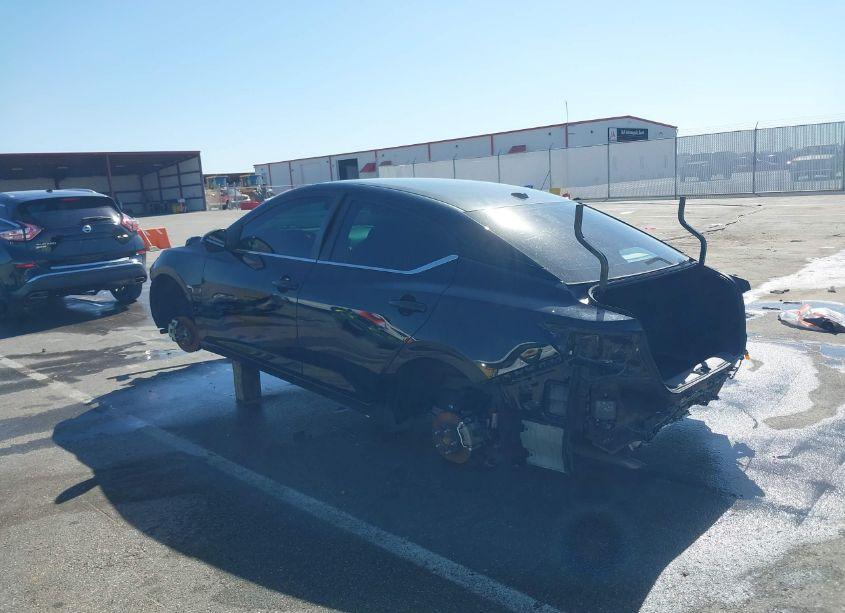 Photo 3 of 2022 Nissan Sentra SV XTRONIC CVT (VIN 3N1AB8CV9NY262183)