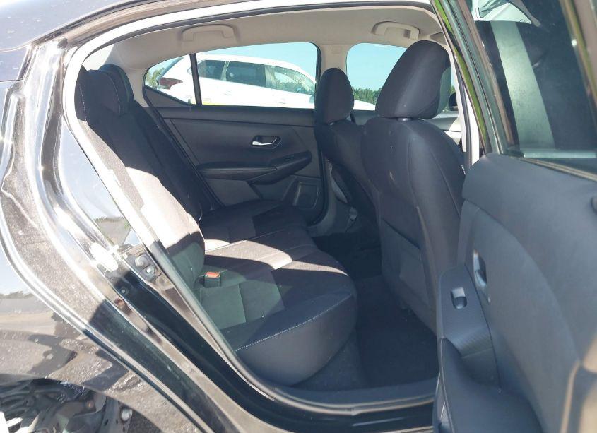 Photo 8 of 2022 Nissan Sentra SV XTRONIC CVT (VIN 3N1AB8CV9NY262183)