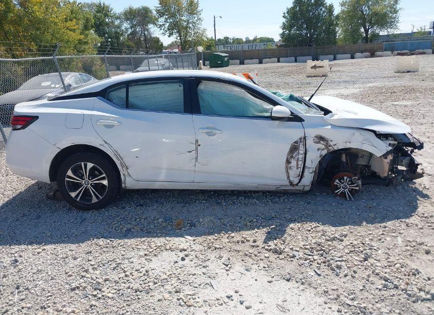 Photo 12 of 2022 Nissan Sentra SV XTRONIC CVT (VIN 3N1AB8CV9NY271322)