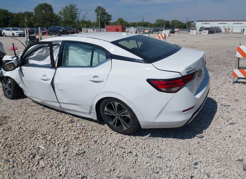 Photo 3 of 2022 Nissan Sentra SV XTRONIC CVT (VIN 3N1AB8CV9NY271322)