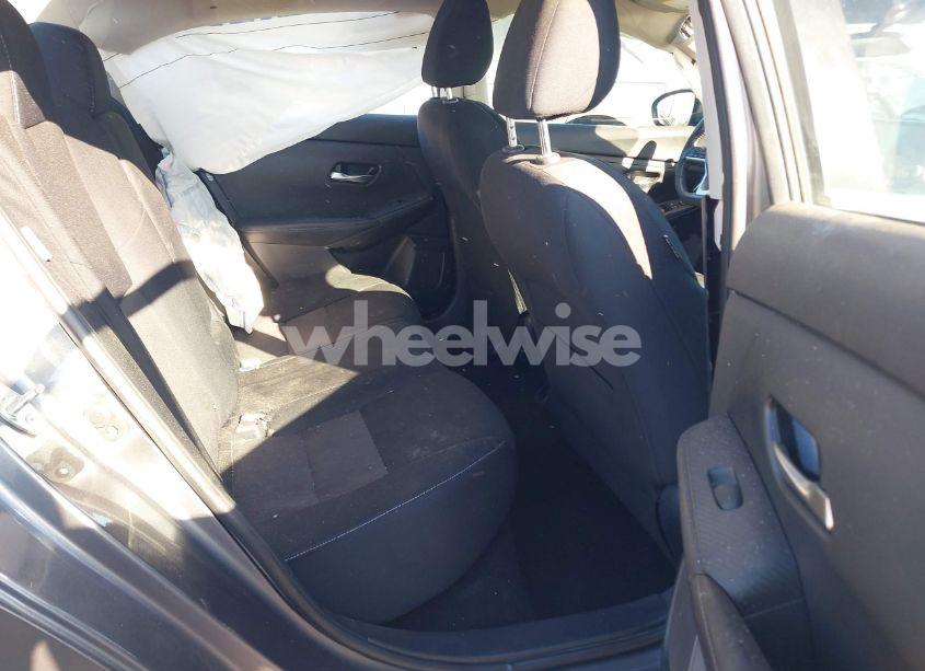 Photo 8 of 2022 Nissan Sentra SV XTRONIC CVT (VIN 3N1AB8CV9NY275239)