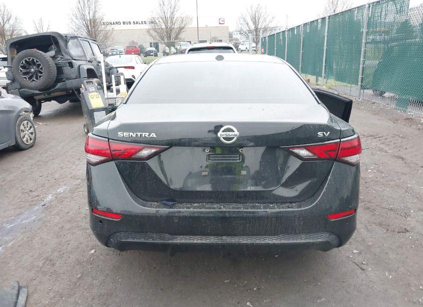 Photo 16 of 2022 Nissan Sentra SV XTRONIC CVT (VIN 3N1AB8CV9NY292445)