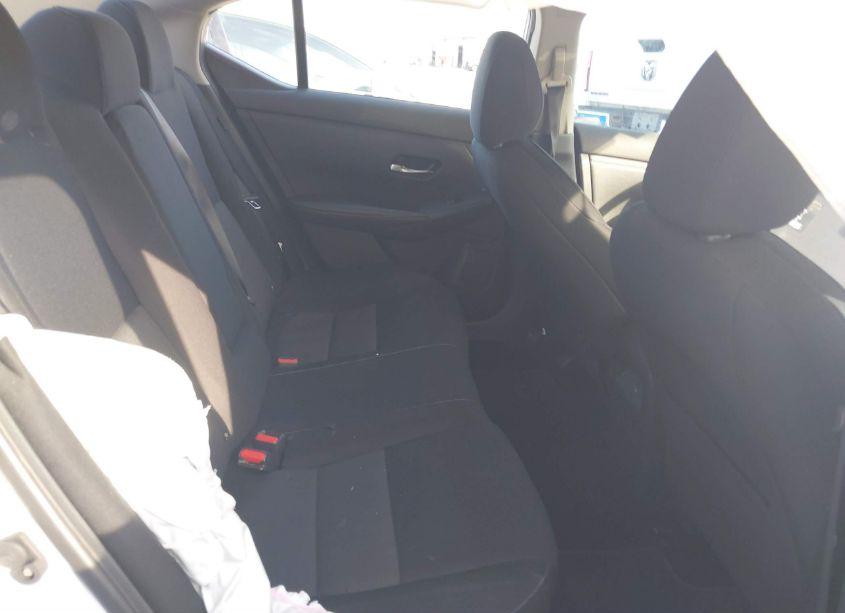 Photo 8 of 2022 Nissan Sentra SV XTRONIC CVT (VIN 3N1AB8CV9NY292459)