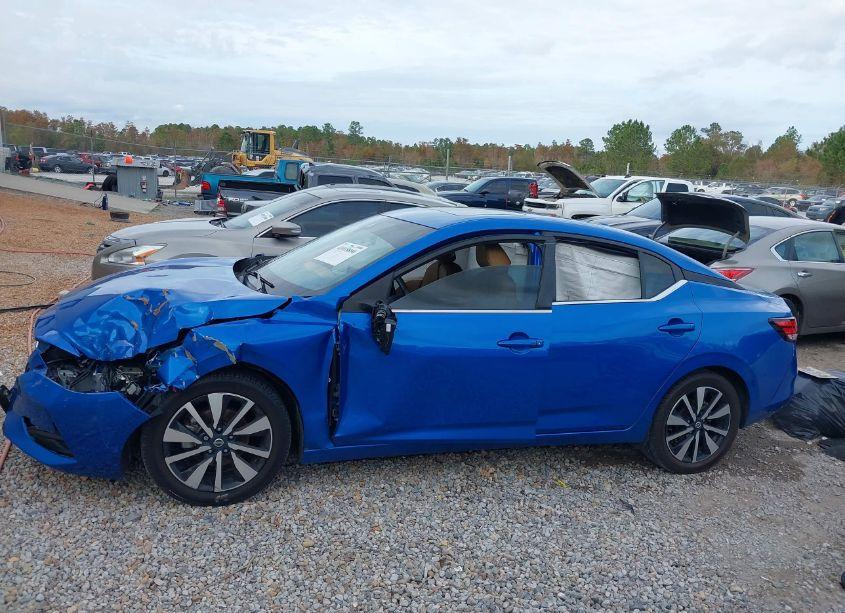 Photo 15 of 2022 Nissan Sentra SV XTRONIC CVT (VIN 3N1AB8CV9NY299850)