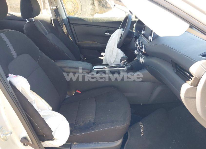 Photo 5 of 2023 Nissan Sentra SV XTRONIC CVT (VIN 3N1AB8CV9PY298894)