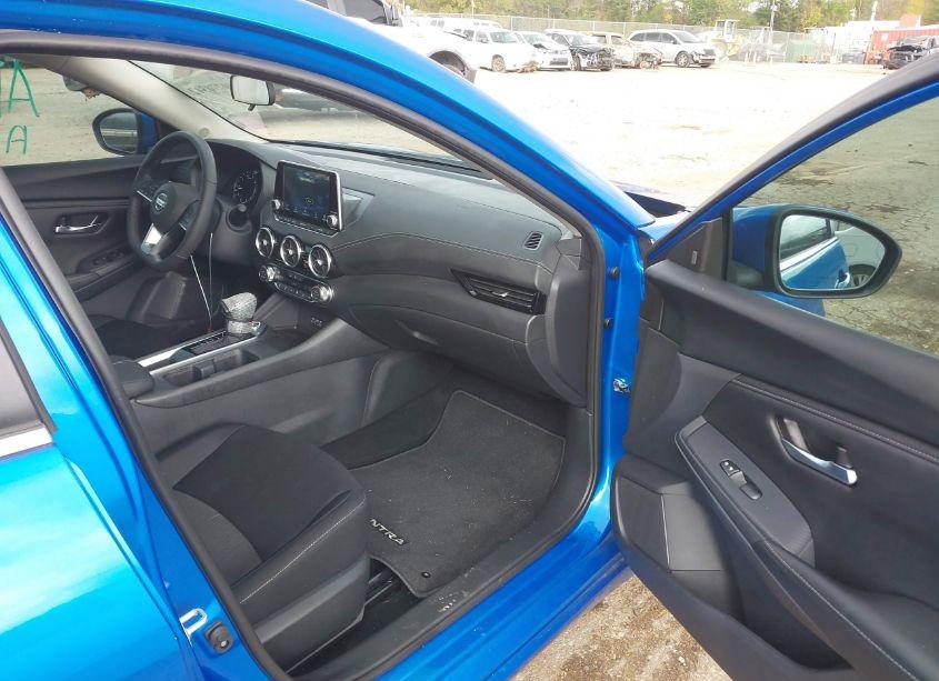 Photo 5 of 2023 Nissan Sentra SV XTRONIC CVT (VIN 3N1AB8CV9PY300935)