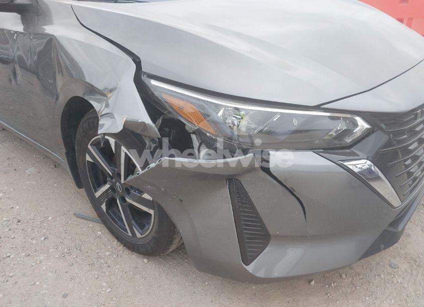 Photo 6 of 2024 Nissan Sentra SV XTRONIC CVT (VIN 3N1AB8CV9RY209764)