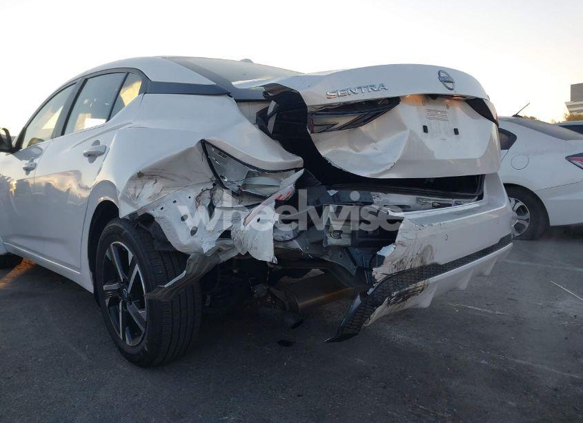 Photo 6 of 2024 Nissan Sentra SV XTRONIC CVT (VIN 3N1AB8CV9RY256194)