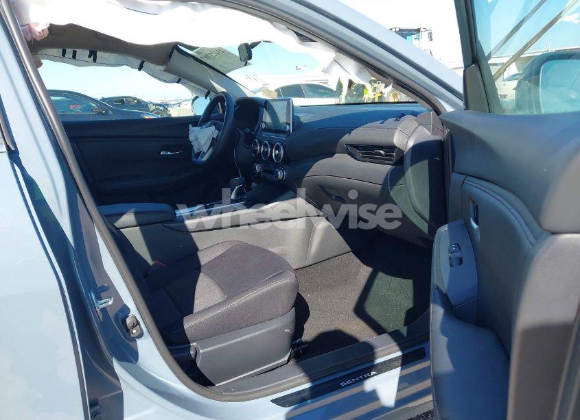 Photo 5 of 2024 Nissan Sentra SV XTRONIC CVT (VIN 3N1AB8CV9RY258415)