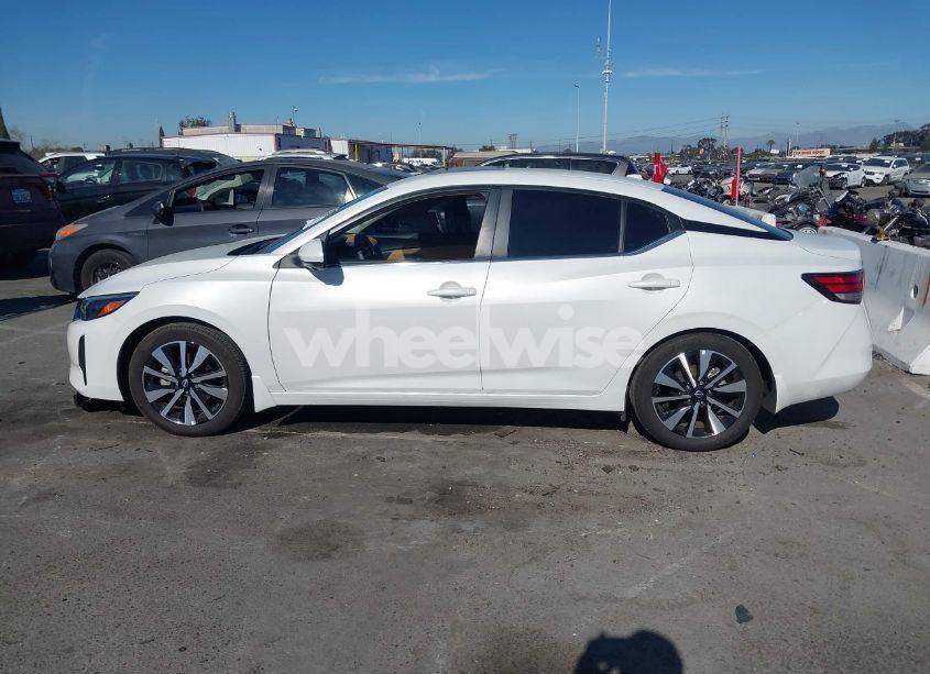 Photo 14 of 2024 Nissan Sentra SV XTRONIC CVT (VIN 3N1AB8CV9RY278129)