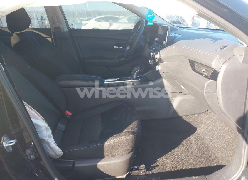 Photo 5 of 2024 Nissan Sentra SV XTRONIC CVT (VIN 3N1AB8CV9RY287896)