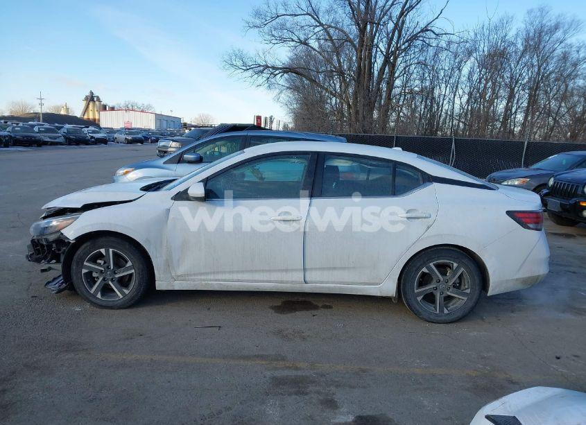 Photo 15 of 2024 Nissan Sentra SV XTRONIC CVT (VIN 3N1AB8CV9RY292418)