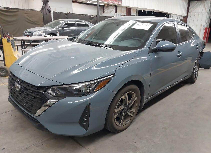 Photo 2 of 2024 Nissan Sentra SV XTRONIC CVT (VIN 3N1AB8CV9RY321822)