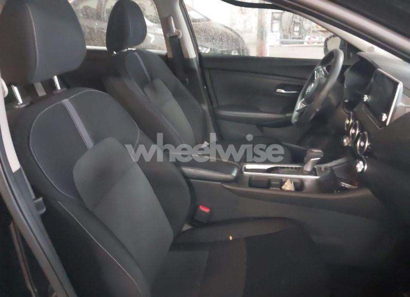 Photo 5 of 2024 Nissan Sentra SV XTRONIC CVT (VIN 3N1AB8CV9RY346896)