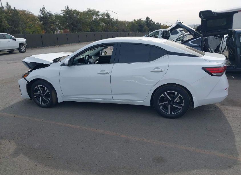 Photo 14 of 2024 Nissan Sentra SV XTRONIC CVT (VIN 3N1AB8CV9RY389165)