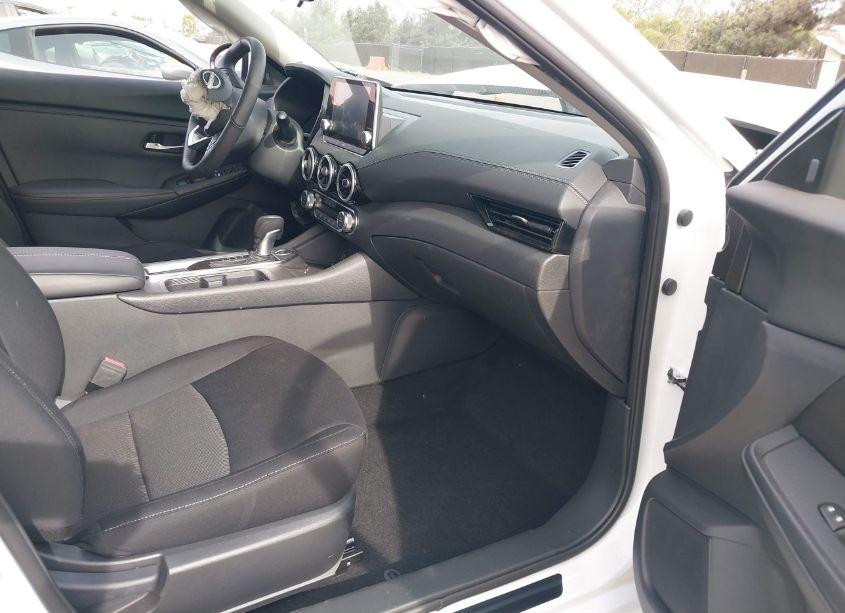 Photo 5 of 2024 Nissan Sentra SV XTRONIC CVT (VIN 3N1AB8CV9RY389165)