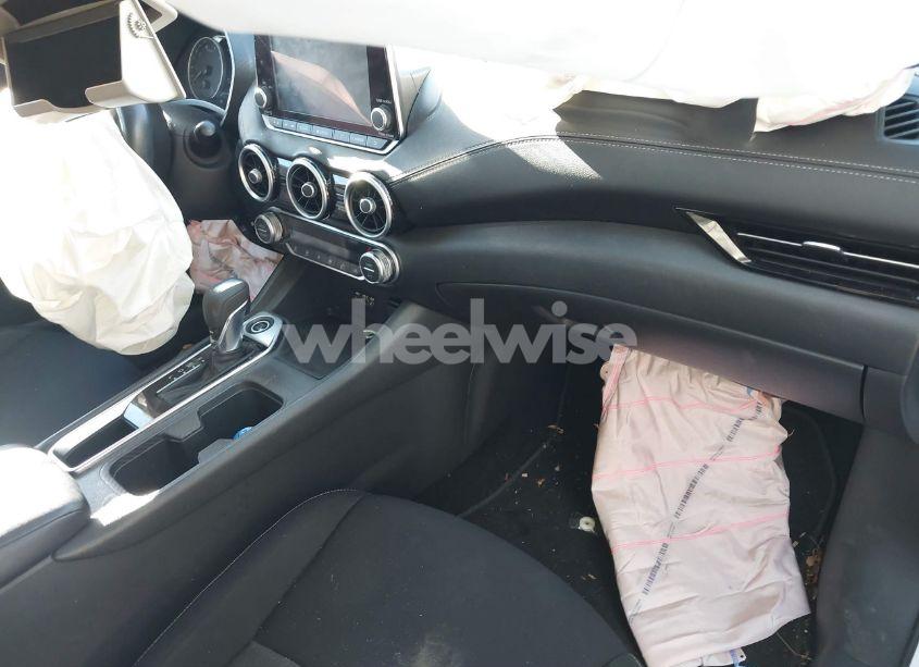 Photo 5 of 2020 Nissan Sentra SV (VIN 3N1AB8CVXLY268393)