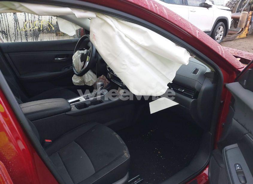 Photo 5 of 2021 Nissan Sentra SV XTRONIC CVT (VIN 3N1AB8CVXMY213878)