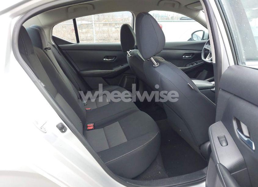 Photo 8 of 2021 Nissan Sentra SV XTRONIC CVT (VIN 3N1AB8CVXMY225657)