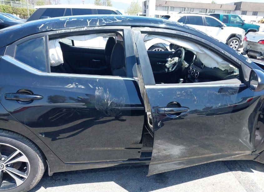 Photo 14 of 2021 Nissan Sentra SV XTRONIC CVT (VIN 3N1AB8CVXMY245472)