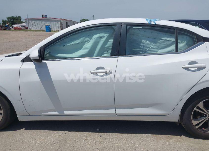 Photo 14 of 2021 Nissan Sentra SV XTRONIC CVT (VIN 3N1AB8CVXMY251143)