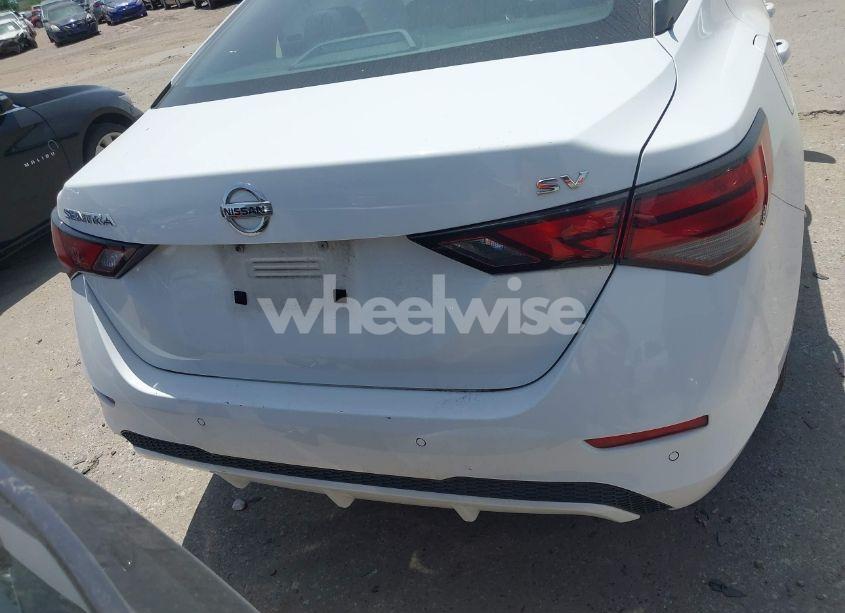 Photo 16 of 2021 Nissan Sentra SV XTRONIC CVT (VIN 3N1AB8CVXMY251143)