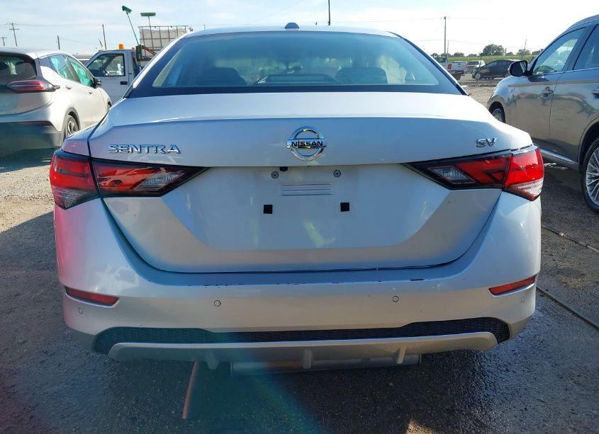 Photo 16 of 2021 Nissan Sentra SV XTRONIC CVT (VIN 3N1AB8CVXMY292792)