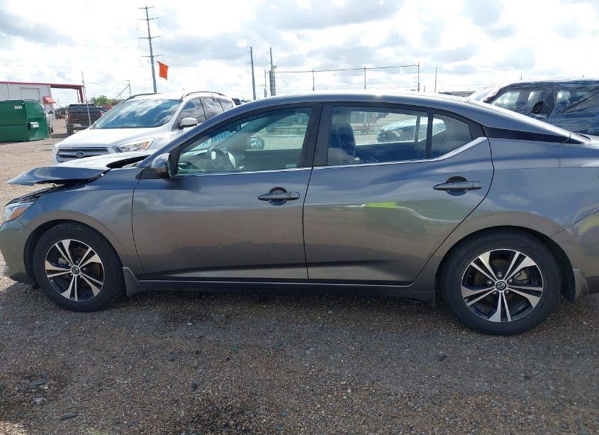 Photo 14 of 2021 Nissan Sentra SV XTRONIC CVT (VIN 3N1AB8CVXMY302530)